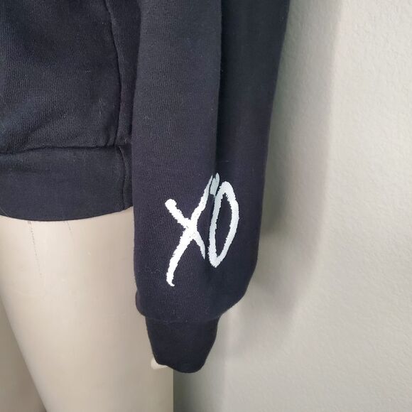 The Weeknd X MR. Collab 10th anniversary Thursday Hoodie & Hat! - Picture 9 of 16